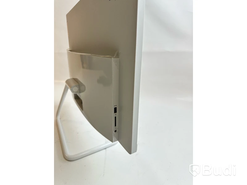 Dator Lenovo IdeaCenter AIO 3 24 tum inkl. tagentbord och musmatta