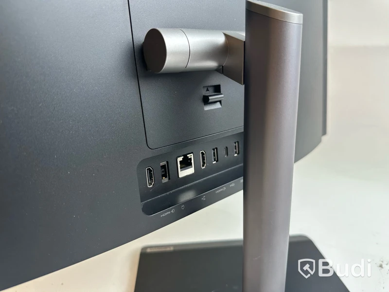 Dator Lenovo V50a 24 tum inkl. strömkabel