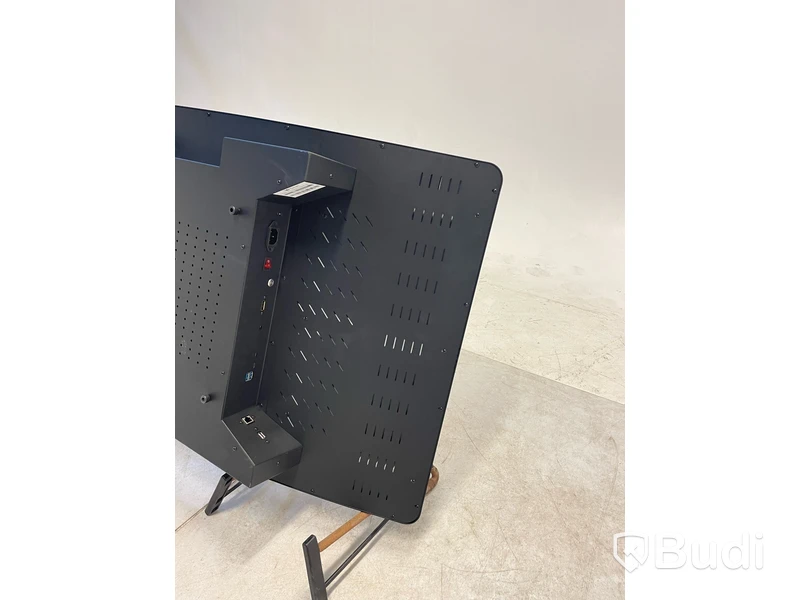 Dator / Tvskärm, MIB18 inkl. strömkabel och väggmonteringsfäste