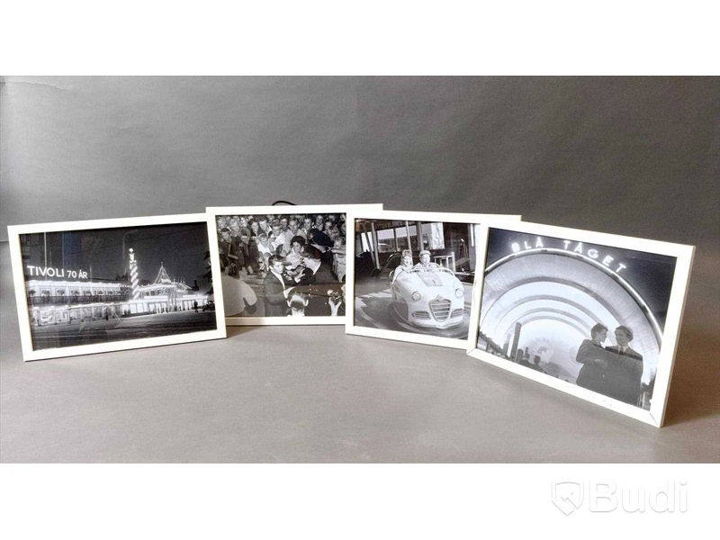 Fotografier inramade - 4 st, Nordiska museet och Stadsmuseet.