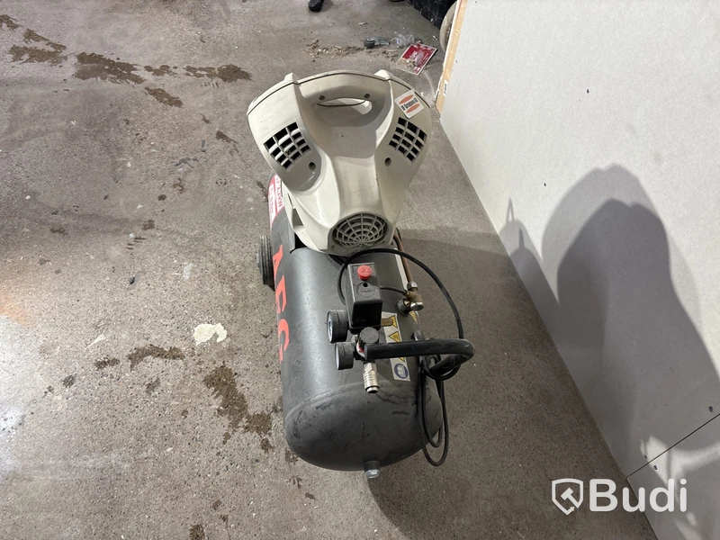 Kompressor AEG 50 liter.