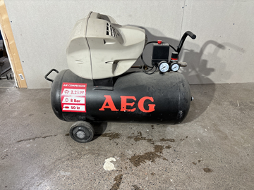 Kompressor AEG 50 liter.