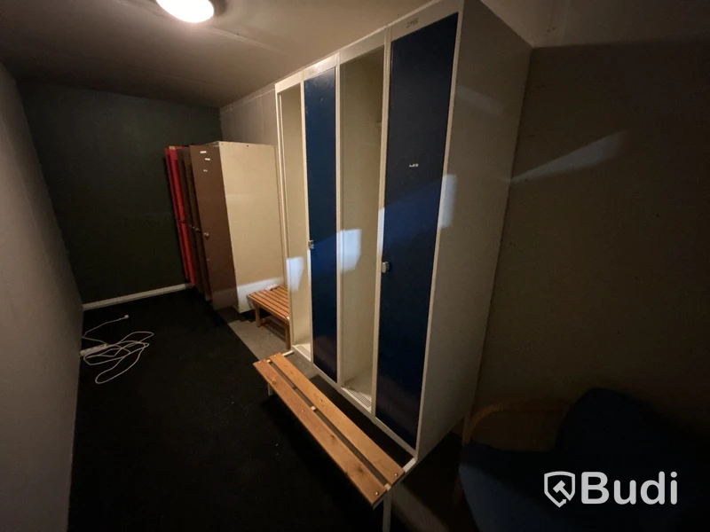 Klädskåp 23 platser