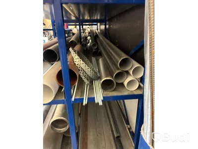 Materialställ med rör & gängstänger