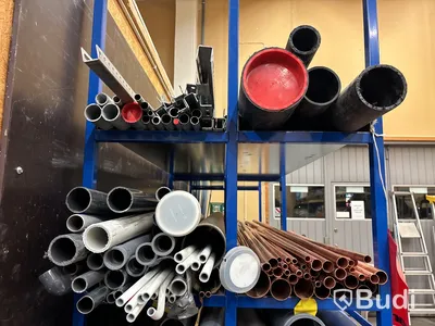 Materialställ med rör & gängstänger