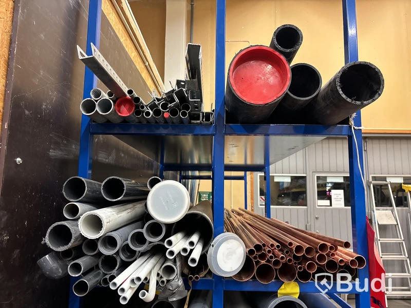 Materialställ med rör & gängstänger