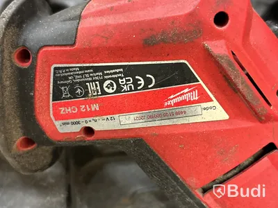 2 st kompakta tigersågar Milwaukee M12 CHZ