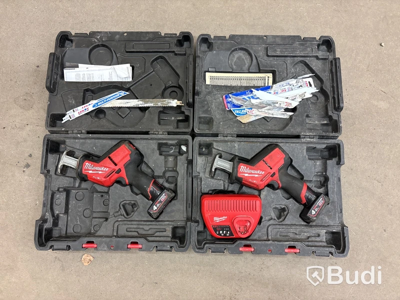 2 st kompakta tigersågar Milwaukee M12 CHZ