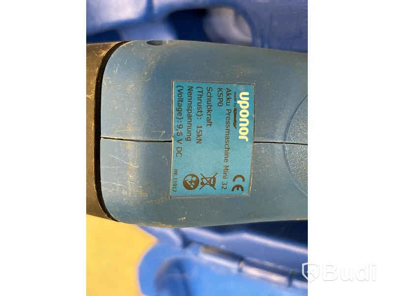 Pressverktyg Uponor Mini 32 med 4 st pressbackar