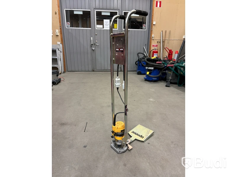 Golvvärmefräs Uponor/Dewalt