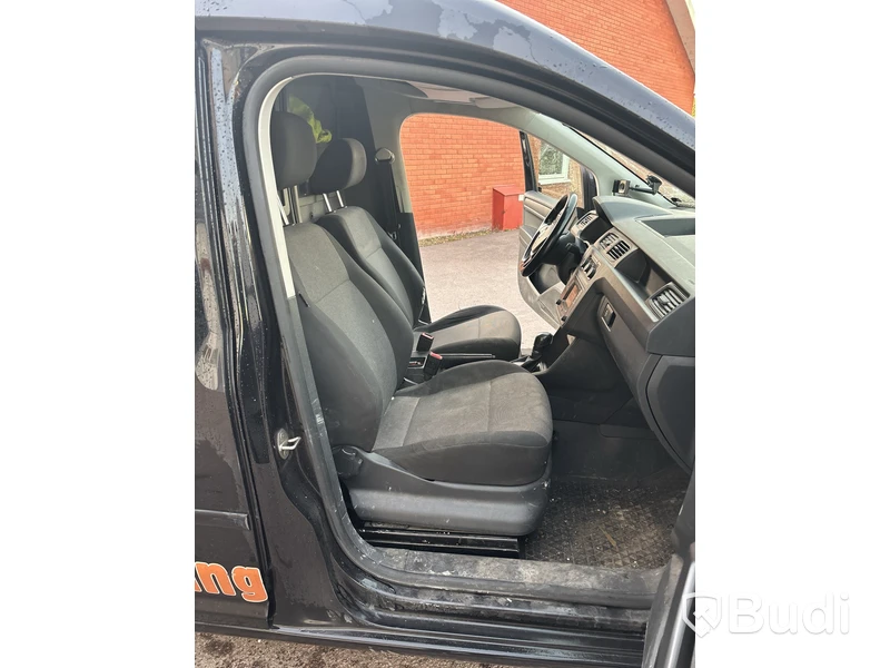 Volkswagen Caddy Maxi 2.0 TDi | 10071 mil | verkstadsinredning | 2016