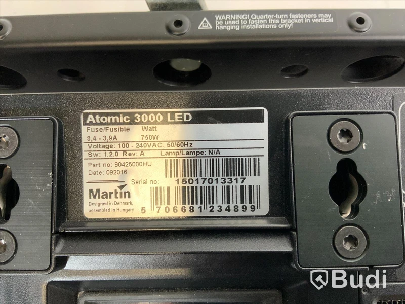 2st Martin Atomic 3000 LED ink fäste och strömkabel. Ord nypris ca 60 000 för paret
