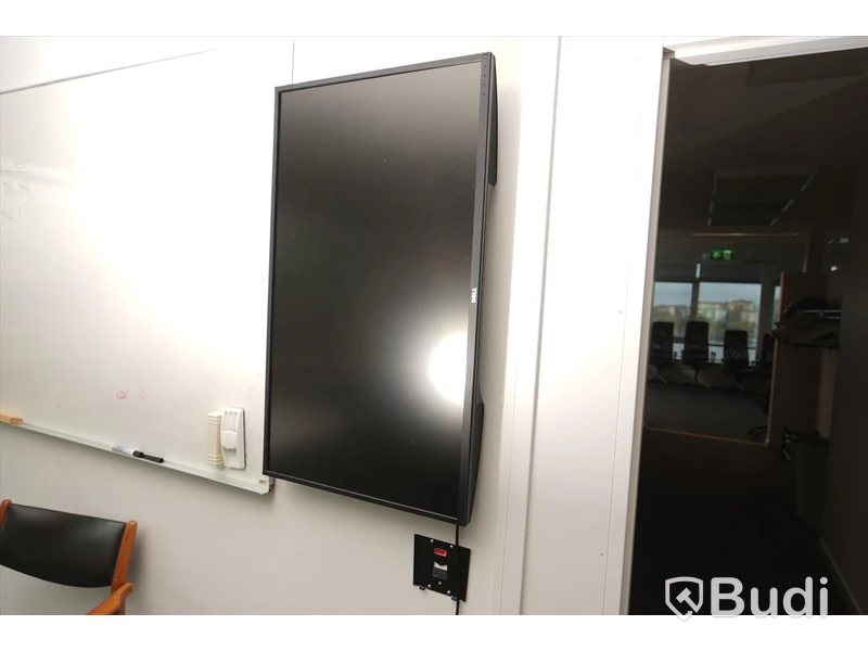 Dell skärm 43 tum. P4317Q. TFT LED. 3840 x 2160 16:9