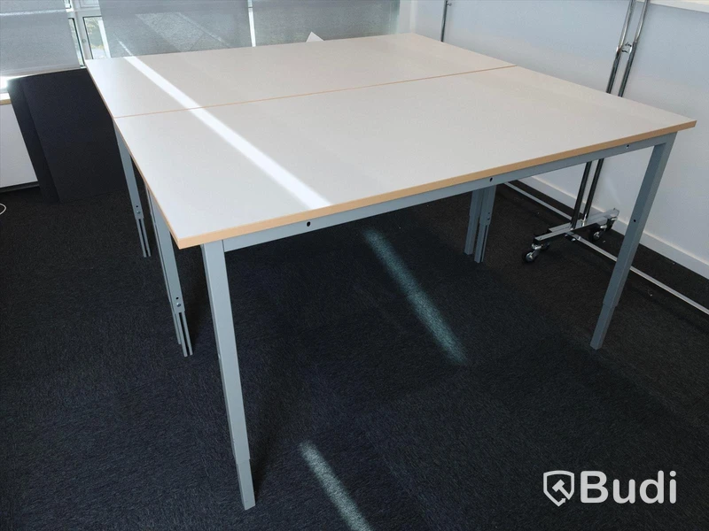 2 st bord skrivbord - robust modell