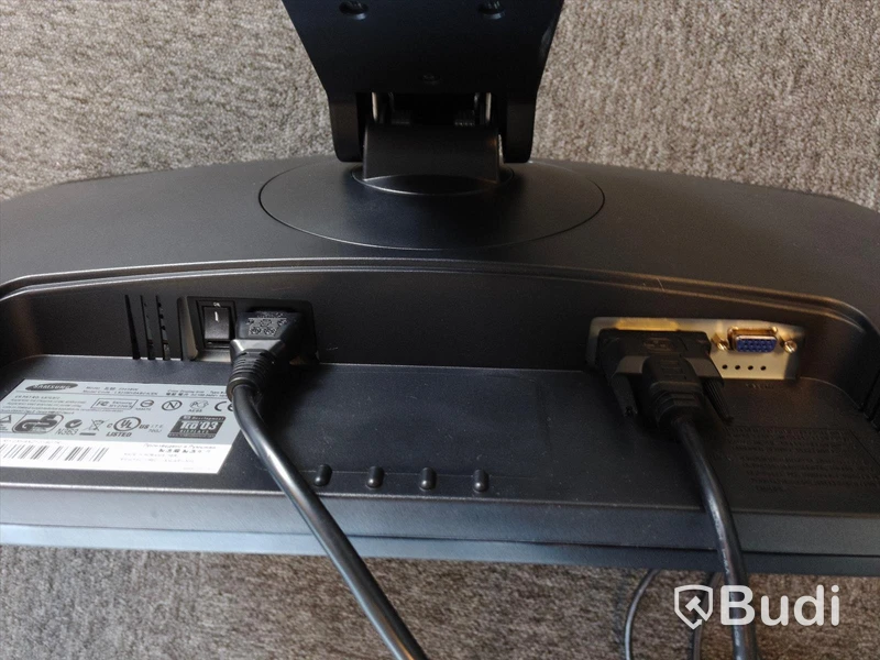 2 st Datorskärm 23 och 24” Samsung
