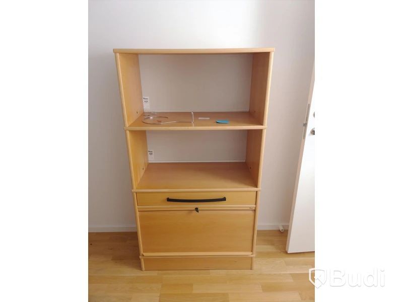 Bokhylla med låsbart jalusiskåp Kinnarps 80x40x146