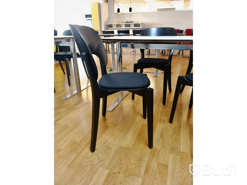 Matbord med 4st stolar 140x80x72 cm