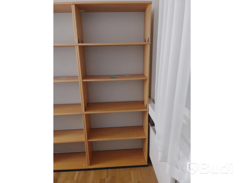 Bokhylla Kinnarps 80x31x203 cm