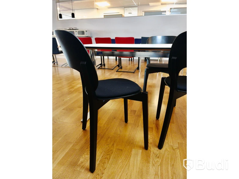Matbord med 3st stolar 140x80x72 cm