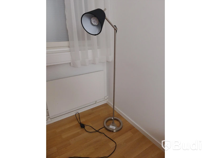 Golvlampa IKEA