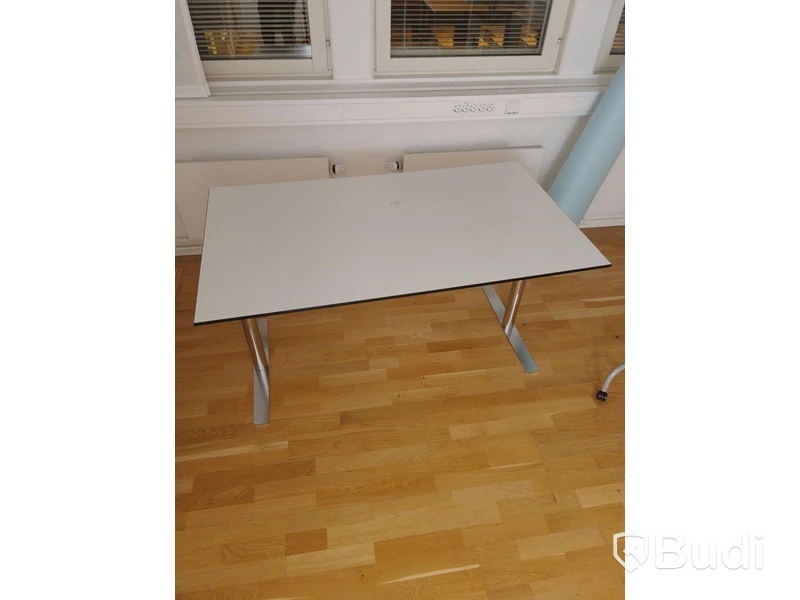 Bord 140x80x72 cm