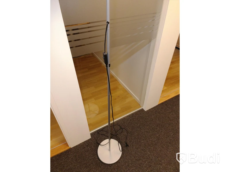Golvlampa IKEA