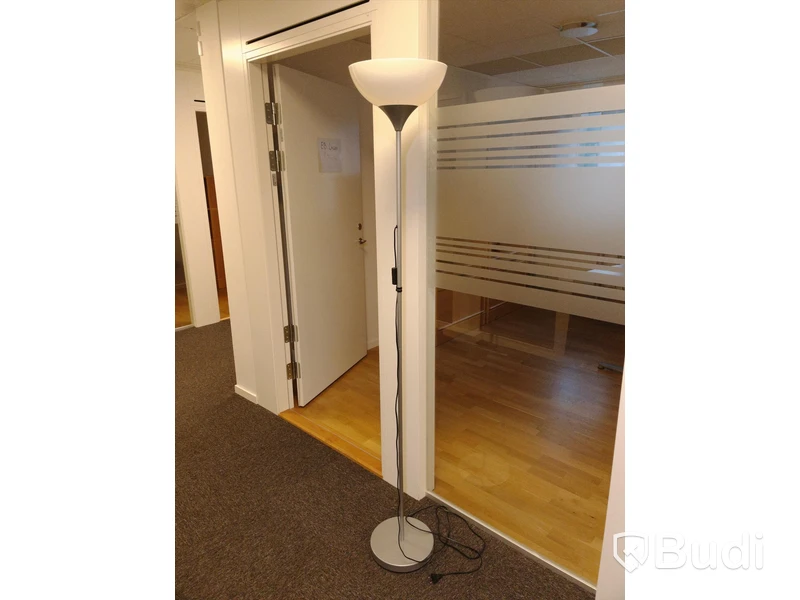 Golvlampa IKEA