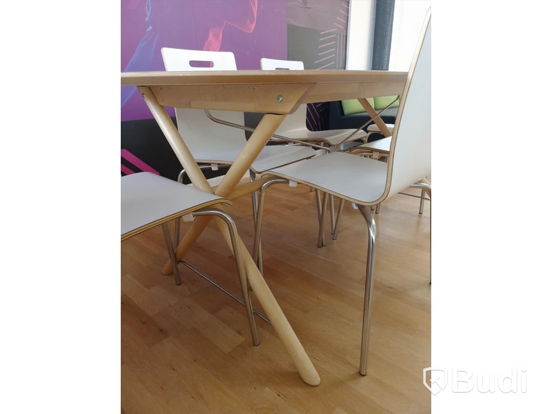 Matbord med 6st stolar L:185 cm B:90 cm H:72,5 cm