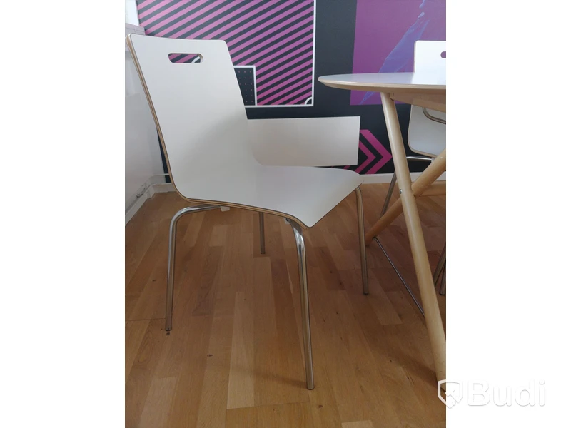 Matbord med 6st stolar L:185 cm B:90 cm H:72,5 cm