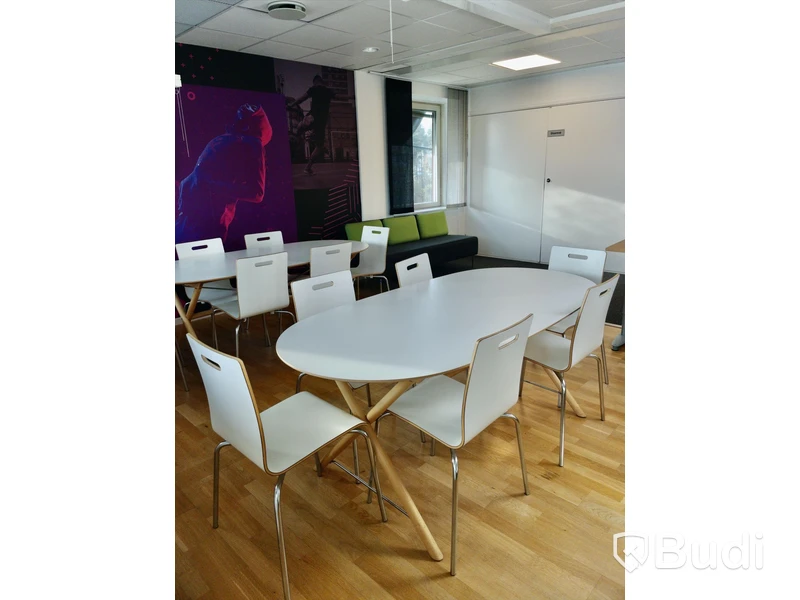 Matbord med 6st stolar L:185 cm B:90 cm H:72,5 cm