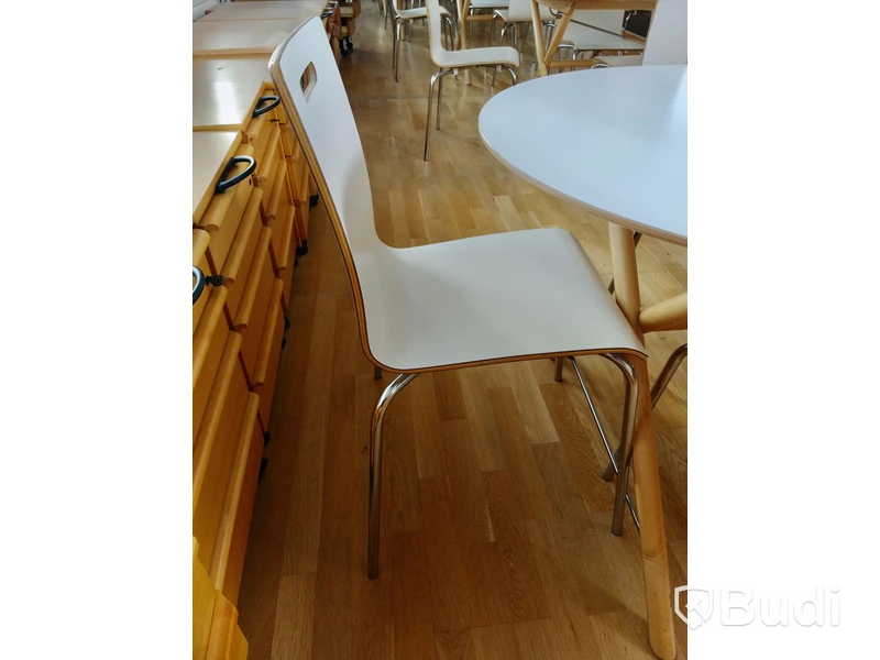 Matbord med 6st stolar L:185 cm B:90 cm H:72,5 cm