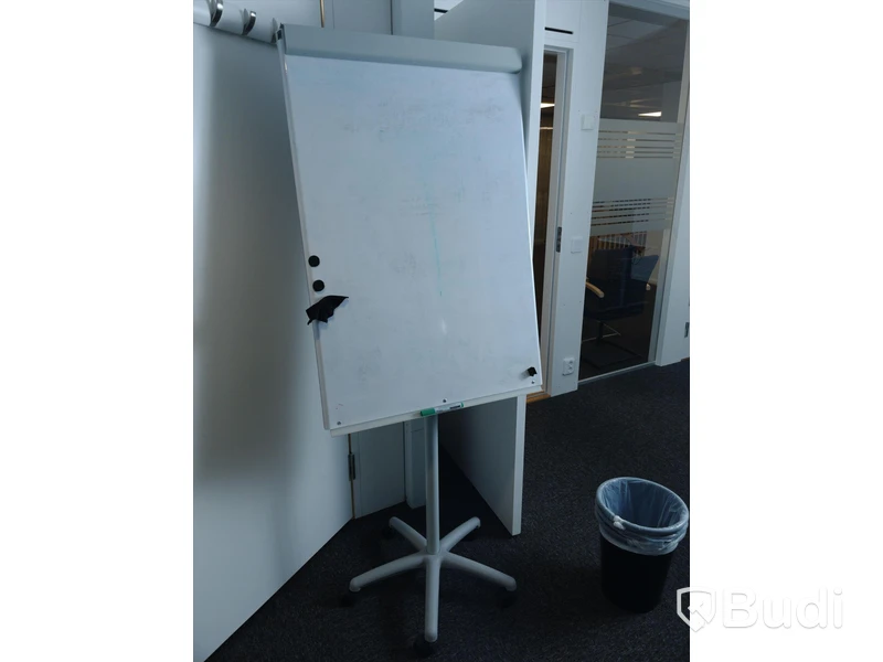Whiteboardtavla - på fot och hjul.