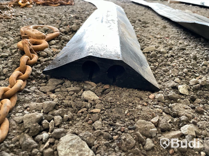 2st 4 meter överkörningsramp i gummi