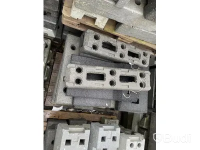 Gummifot. 17 st pallar med totalt 368 st fötter till stängsel