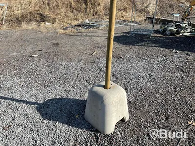 7st Skyltstolpar i cement
