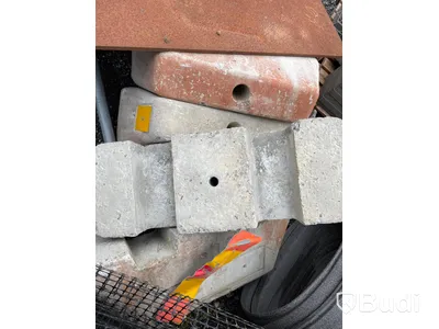 Betongfundament/skyltfundament ca 30 st blandade modeller
