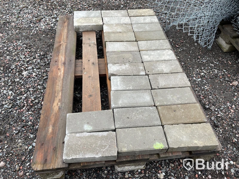 Marksten, plattor, betongblock samt passbitar