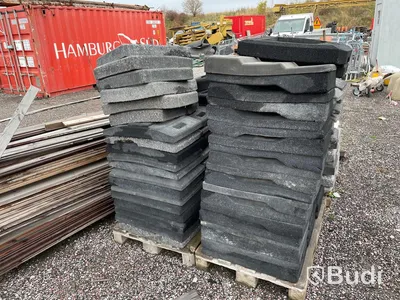 Stängselfötter gummifötter ca 100+ st. Blandade modeller