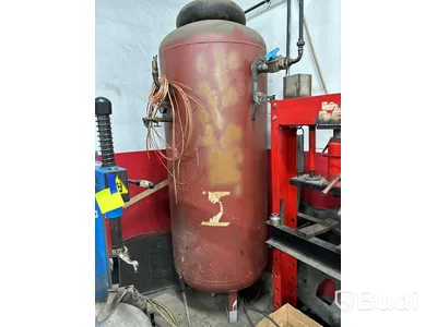 Kompressor 150 l med extra tank.