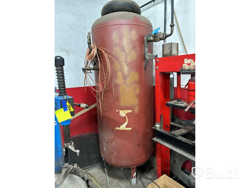 Kompressor 150 l med extra tank.