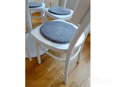 Köksbord med 5st stolar IKEA