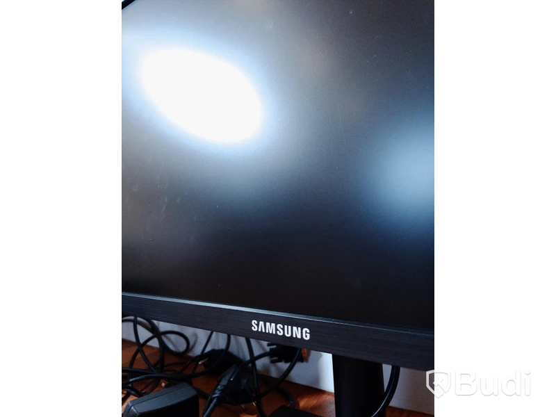 Datorskärmar 2st SAMSUNG S24E450 ink dockstation KENSINGTON USB3.0 superspeed dock
