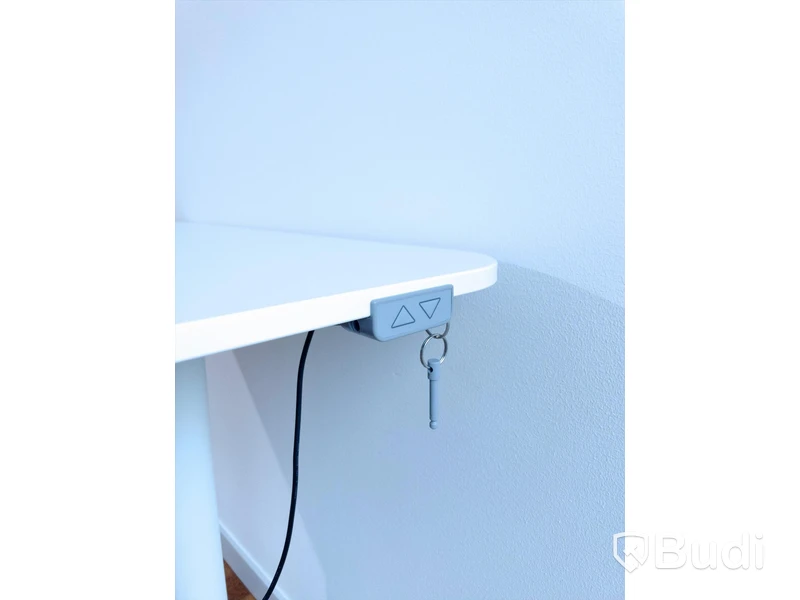 Höj- och sänkbart skrivbord IKEA