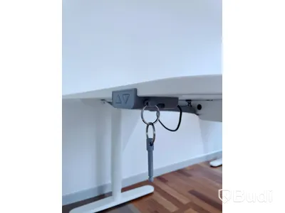 Höj- och sänkbart skrivbord IKEA inklusive golvskydd