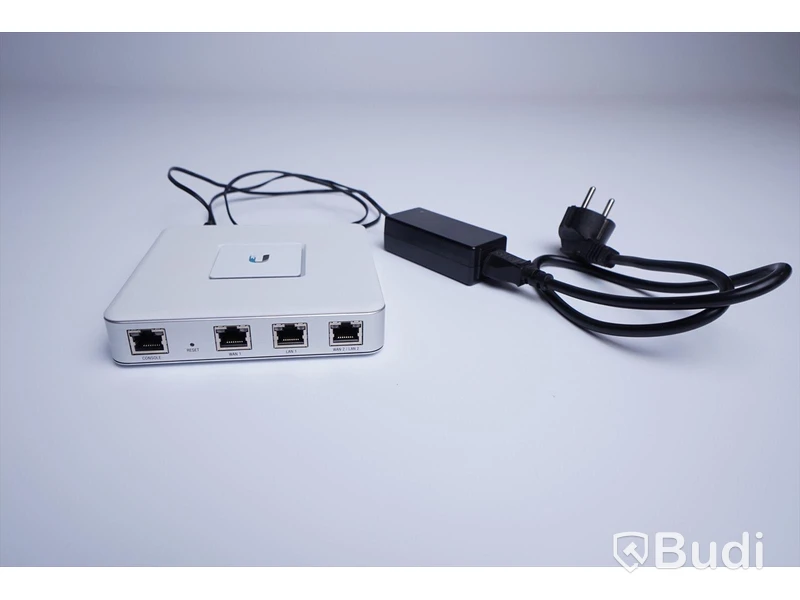 UBIQUITY UniFi Security Gateway ink strömadapter