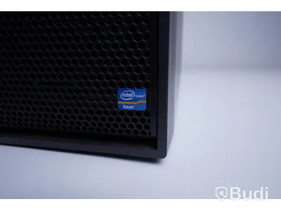 Server Fujitsu Siemens Primergy TX200 S7, 96 GB RAM, Intel Xeon, 6x300 GB SAS 10K HD
