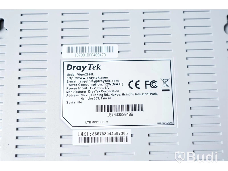 Switch och Router - cnMatrix EX1028-P och Draytek Vigor 2926L