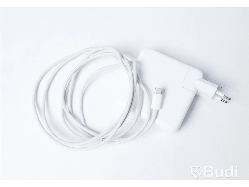 Macbook Pro - 16 tum 2019, model A2141, laddare medföljer