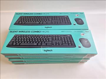 Logitech Silent Wireless Combo MK295 8st Oöppnade