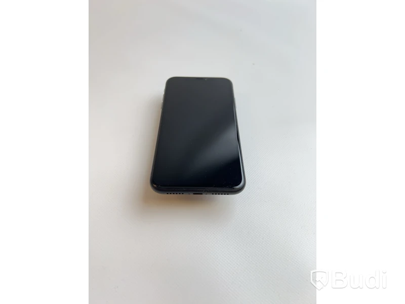 Mobil Apple iPhone Xr 64GB. inkl laddare. OBS! Skrapad skärm